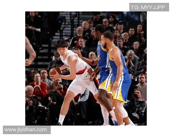 雷霆绝杀结束系列赛,逆转击败爵士——逆境中的顽强斗士 雷霆绝杀结束系列赛,逆转击败爵士——逆境中的顽强斗士